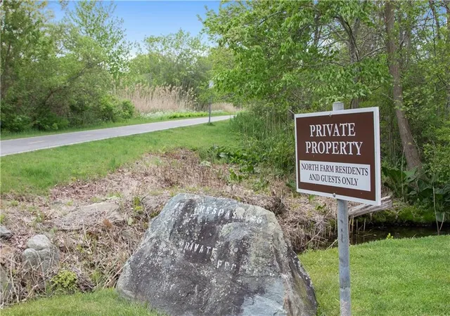 Homes for sale in Bristol, RI | 424 North Ln, Bristol, RI 02809 | MLS# 1415804