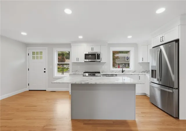 Homes for sale in East Providence, RI | 76 Beverly Rd, East Providence, RI 02915 | MLS# 1415869