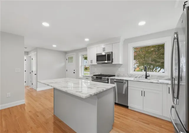 Homes for sale in East Providence, RI | 76 Beverly Rd, East Providence, RI 02915 | MLS# 1415869