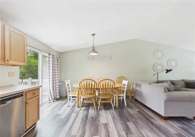 5th image of 52 Meadowrue Trl, Narragansett, RI 02874 | MLS# 1415870