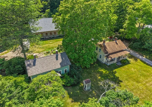 Homes for sale in Cumberland, RI | 366 Abbott Valley Run Rd, Cumberland, RI 02864 | MLS# 1415881