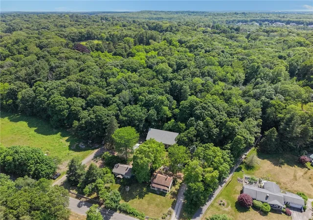 Homes for sale in Cumberland, RI | 366 Abbott Valley Run Rd, Cumberland, RI 02864 | MLS# 1415881