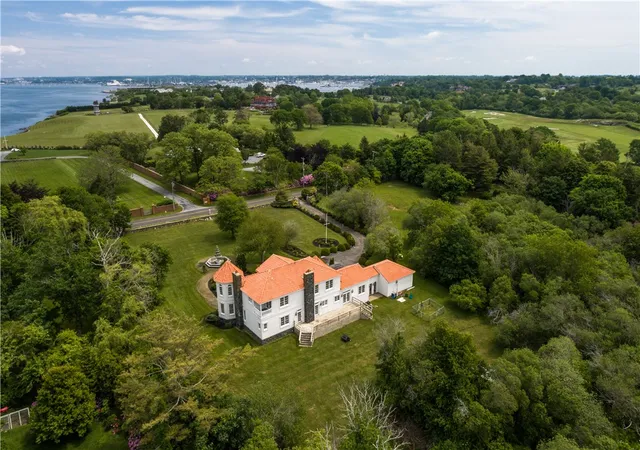 Photo 4 of Single family home for sale at 10 Ridge Rd, Newport, RI 02840 | MLS# 1415572 | Listing updated on 2026-07-18