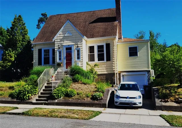 1st image of 146 Lexington Ave, Cranston, RI 02910 | MLS# 1415507