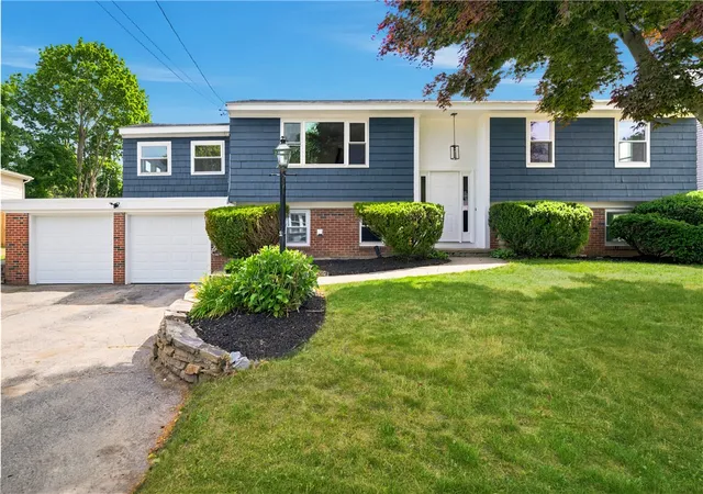 1st image of 25 Stoneham St, Cranston, RI 02920 | MLS# 1414788