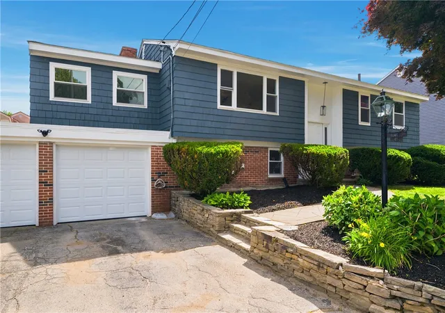 2nd image of 25 Stoneham St, Cranston, RI 02920 | MLS# 1414788