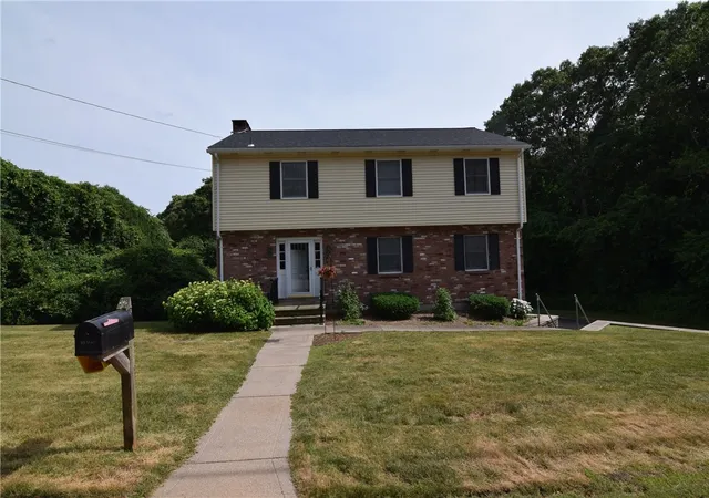 Homes for sale in Westerly, RI | 8 Pequot Ave, Westerly, RI 02891 | MLS# 1415908