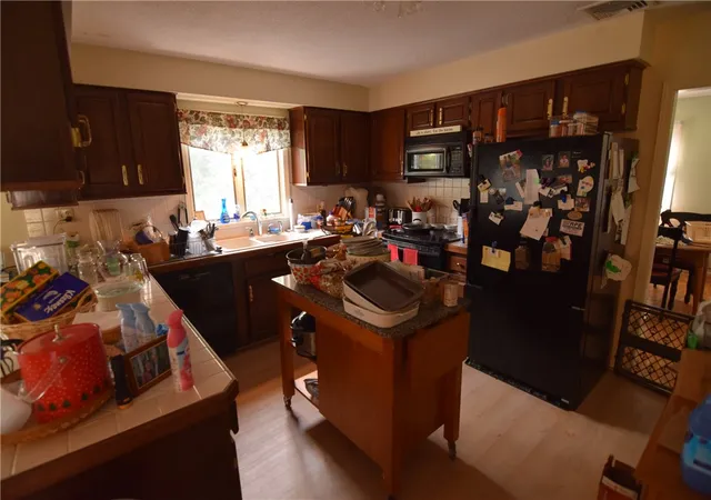 Homes for sale in Westerly, RI | 8 Pequot Ave, Westerly, RI 02891 | MLS# 1415908
