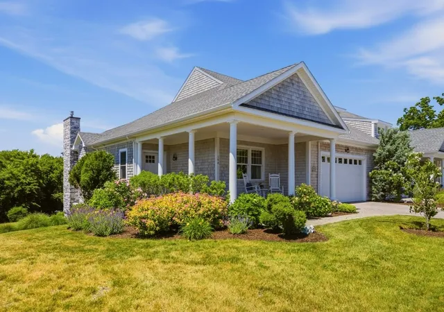 Homes for sale in Portsmouth, RI | 194 Rebels Wy, Portsmouth, RI 02871 | MLS# 1414957
