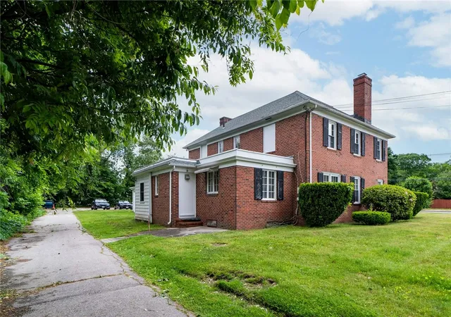 48th image of 873 Warwick Ave, Warwick, RI 02888 | MLS# 1415966