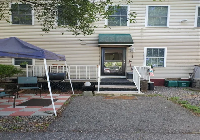 Homes for sale in Woonsocket, RI | 29 Canal St #1, Woonsocket, RI 02895 | MLS# 1415741
