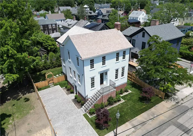 2nd image of 75 Bridge St, Newport, RI 02840 | MLS# 1415919
