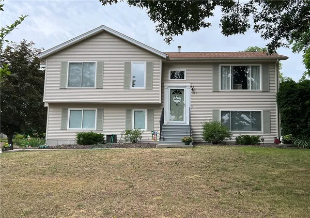 Photo 1 of Single family home for sale at 1089 Greenwich Ave, Warwick, RI 02886 | MLS# 1416010 | Listing updated on 2026-09-19