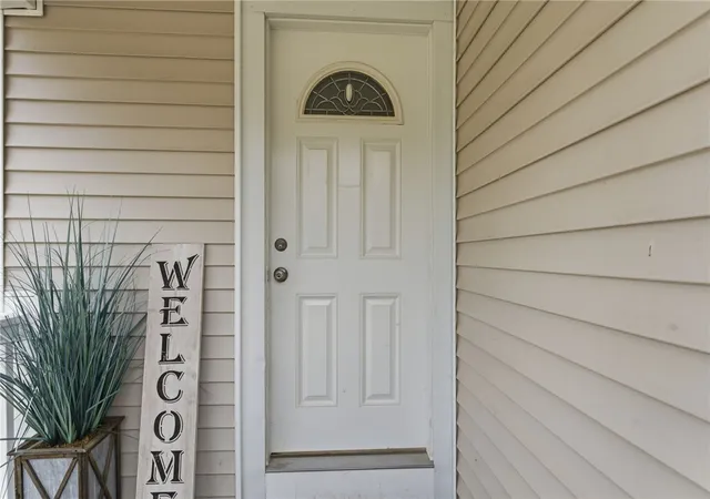 Homes for sale in Westerly, RI | 14 Branberry Dr, Westerly, RI 02891 | MLS# 1416008