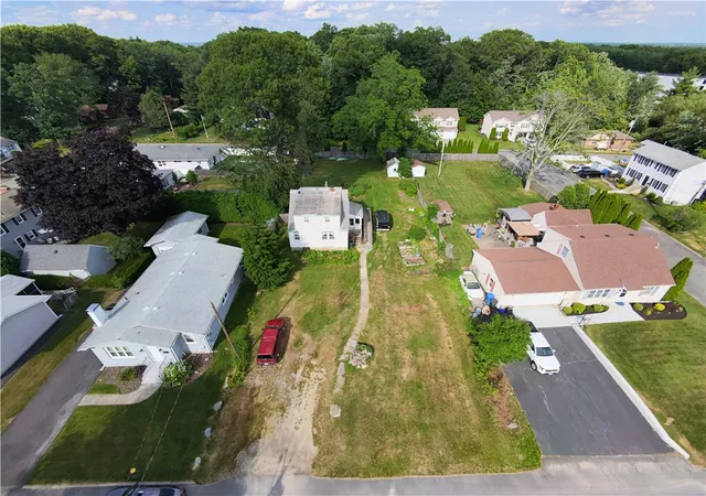 Homes for sale in Cranston, RI | 32 Hoffman Ave, Cranston, RI 02920 | MLS# 1415987