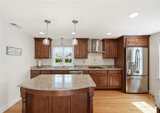 Homes for sale in East Providence, RI | 336 Dover Ave, East Providence, RI 02914 | MLS# 1415979