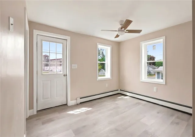 4th image of 65 New London Ave, Warwick, RI 02886 | MLS# 1415901