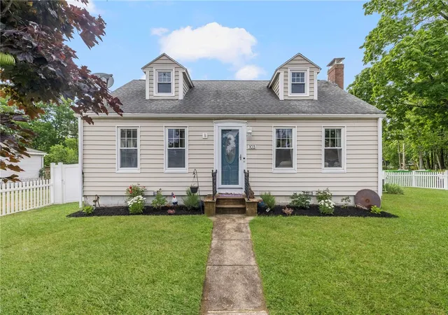 Homes for sale in Burrillville, RI | 103 Howard Ave, Burrillville, RI 02859 | MLS# 1416090