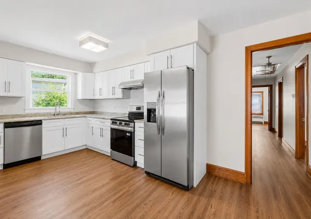 Homes for sale in West Warwick, RI | 118 Summit Ave, West Warwick, RI 02893 | MLS# 1416095
