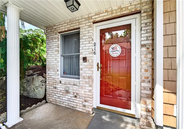 Homes for sale in Cranston, RI | 266 Scituate Ave #D16, Cranston, RI 02921 | MLS# 1416039