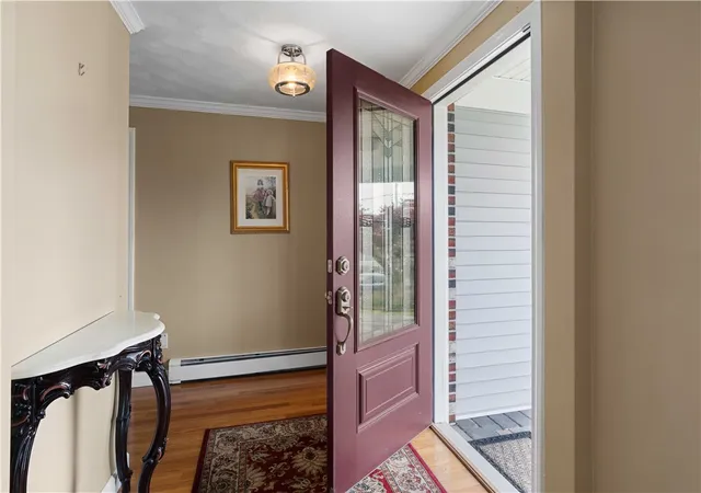 Homes for sale in Bristol, RI | 6 Varnum Ave, Bristol, RI 02809 | MLS# 1415770
