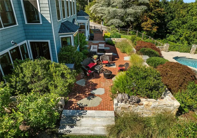 5th image of 140 Aldrich Ave, Warwick, RI 02889 | MLS# 1397293