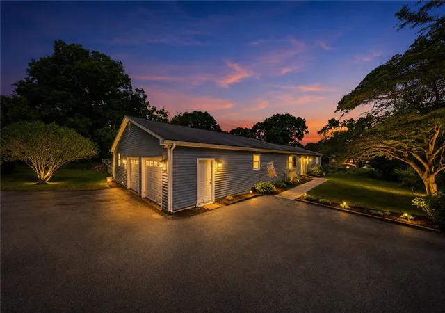 2nd image of 25 Dinonsie Wy, South Kingstown, RI 02879 | MLS# 1416113