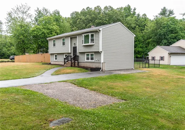Homes for sale in Coventry, RI | 351 Hill St, Coventry, RI 02816 | MLS# 1415611