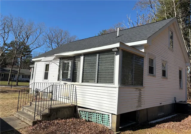 5th image of 52 Carpenter St, Seekonk, MA 02771 | MLS# 1416212