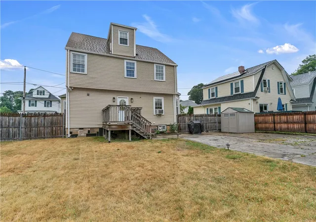 Homes for sale in Cranston, RI | 86 Westwood Ave, Cranston, RI 02905 | MLS# 1415509