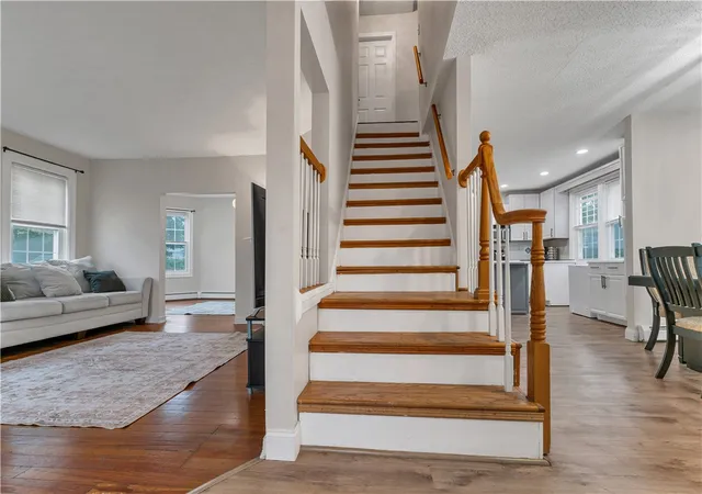 Homes for sale in Cranston, RI | 86 Westwood Ave, Cranston, RI 02905 | MLS# 1415509