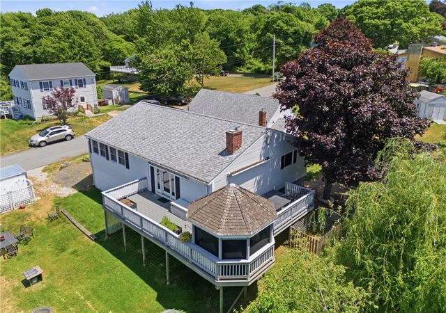 Homes for sale in Tiverton, RI | 201 Randolph Ave, Tiverton, RI 02878 | MLS# 1415678