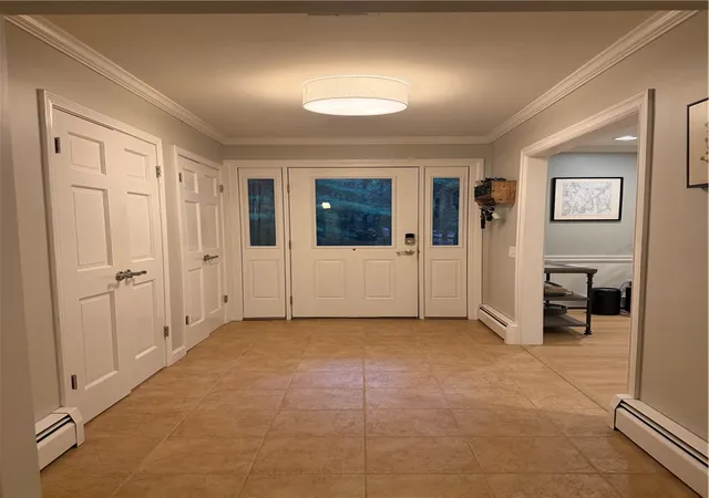 Homes for sale in East Greenwich, RI | 3720 Division Rd, East Greenwich, RI 02818 | MLS# 1416160