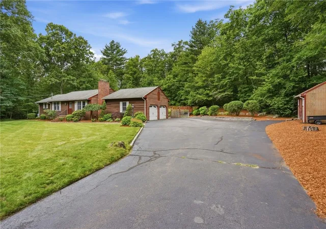 Homes for sale in Foster, RI | 19 Mount Hygeia Rd, Foster, RI 02825 | MLS# 1416207