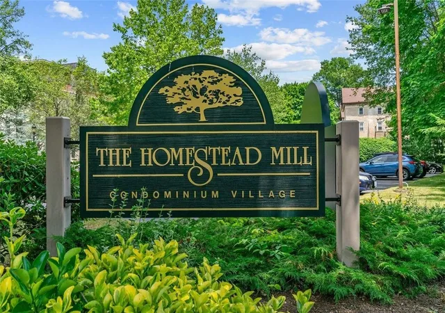 Homes for sale in Smithfield, RI | 15 Higgins St #216, Smithfield, RI 02917 | MLS# 1416294