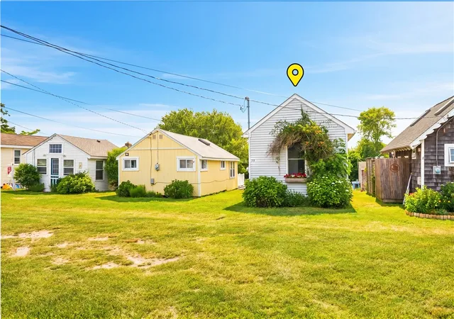 2nd image of 64 Burnside Ave, Narragansett, RI 02882 | MLS# 1416220