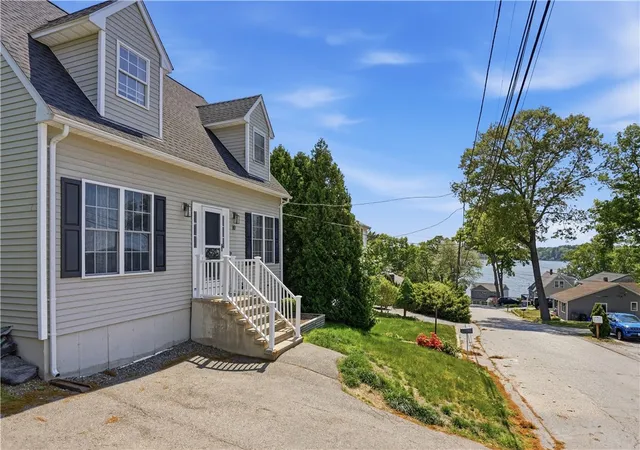 Homes for sale in Coventry, RI | 10 Darton St, Coventry, RI 02816 | MLS# 1414487