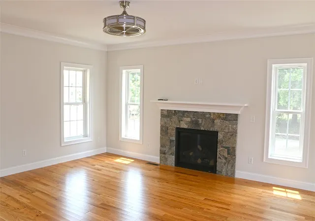Homes for sale in North Kingstown, RI | 515 School St, North Kingstown, RI 02852 | MLS# 1416331