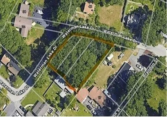 Homes for sale in Glocester, RI | 0 Waterman Lake Dr, Glocester, RI 02814 | MLS# 1416255