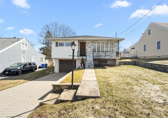 3rd image of 30 Dover Ave, East Providence, RI 02914 | MLS# 1416067