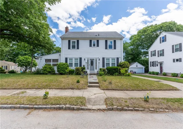 Homes for sale in Cranston, RI | 73 Western Promenade St, Cranston, RI 02905 | MLS# 1416195