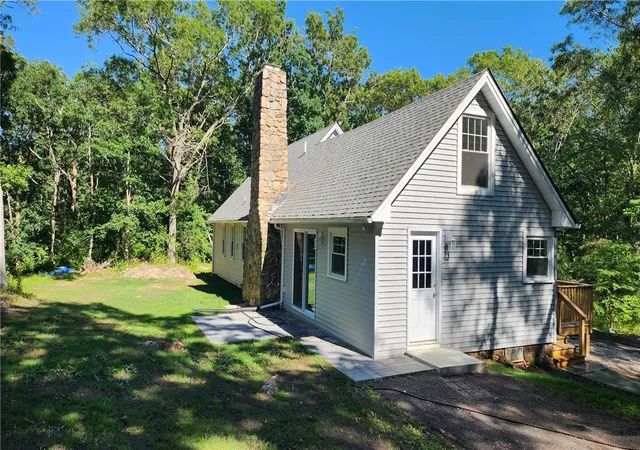 Photo 3 of Sale Pending at 943 Wordens Pond Rd, Wakefield, RI 02879 | MLS# 1416360 | Listing updated on 2026-09-18