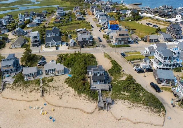 1st image of 1127 Succotash Rd, Narragansett, RI 02879 | MLS# 1416109