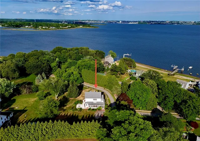 Homes for sale in Warren, RI | 26 Maple Rd, Warren, RI 02885 | MLS# 1415706