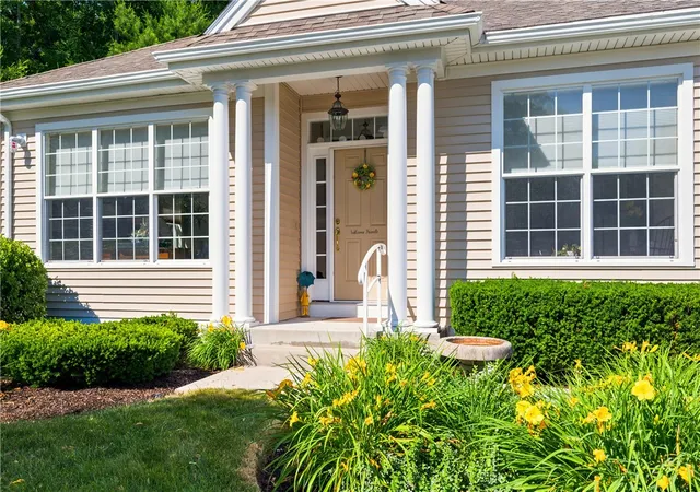 Homes for sale in North Smithfield, RI | 170 Providence Pike #2, North Smithfield, RI 02896 | MLS# 1416351