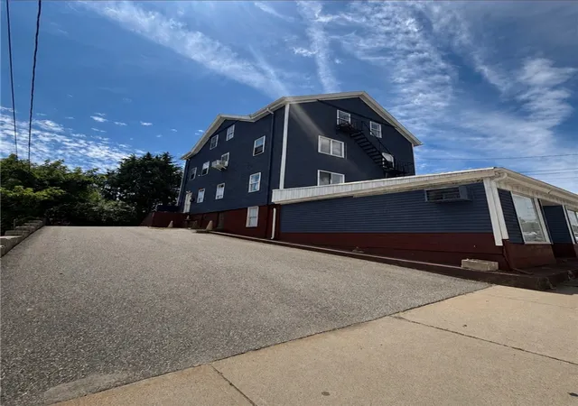 2nd image of 718 Mineral Spring Ave, Pawtucket, RI 02860 | MLS# 1416412