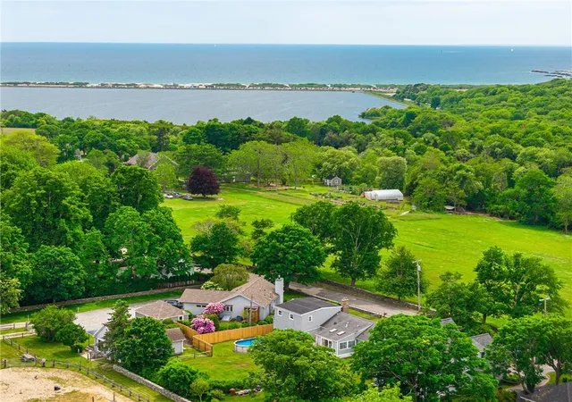 Homes for sale in Middletown, RI | 500 Third Beach Rd, Middletown, RI 02842 | MLS# 1416408
