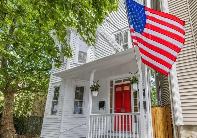 20th image of 28 Young St #Unit 2, Newport, RI 02840 | MLS# 1416283