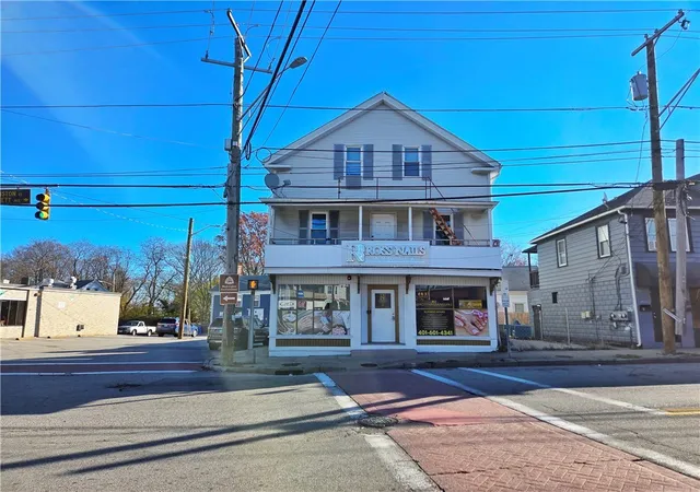 Homes for sale in Cranston, RI | 2 Gansett Ave, Cranston, RI 02920 | MLS# 1416435
