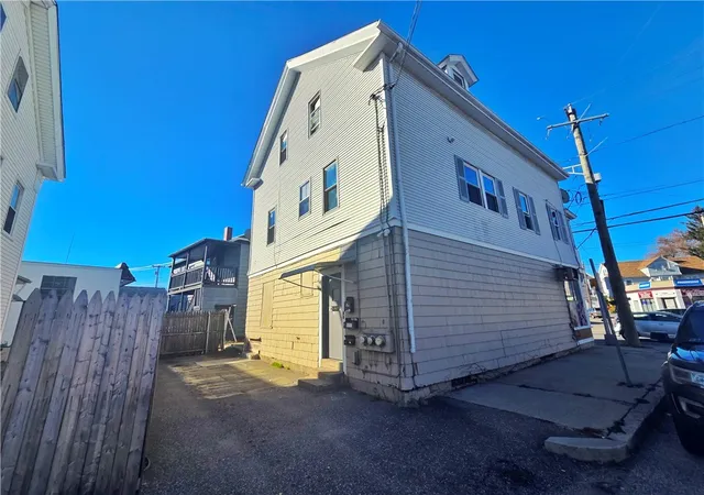 Homes for sale in Cranston, RI | 2 Gansett Ave, Cranston, RI 02920 | MLS# 1416435
